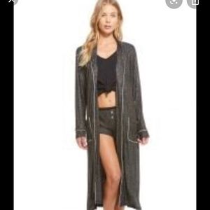 Chaser glitter robe